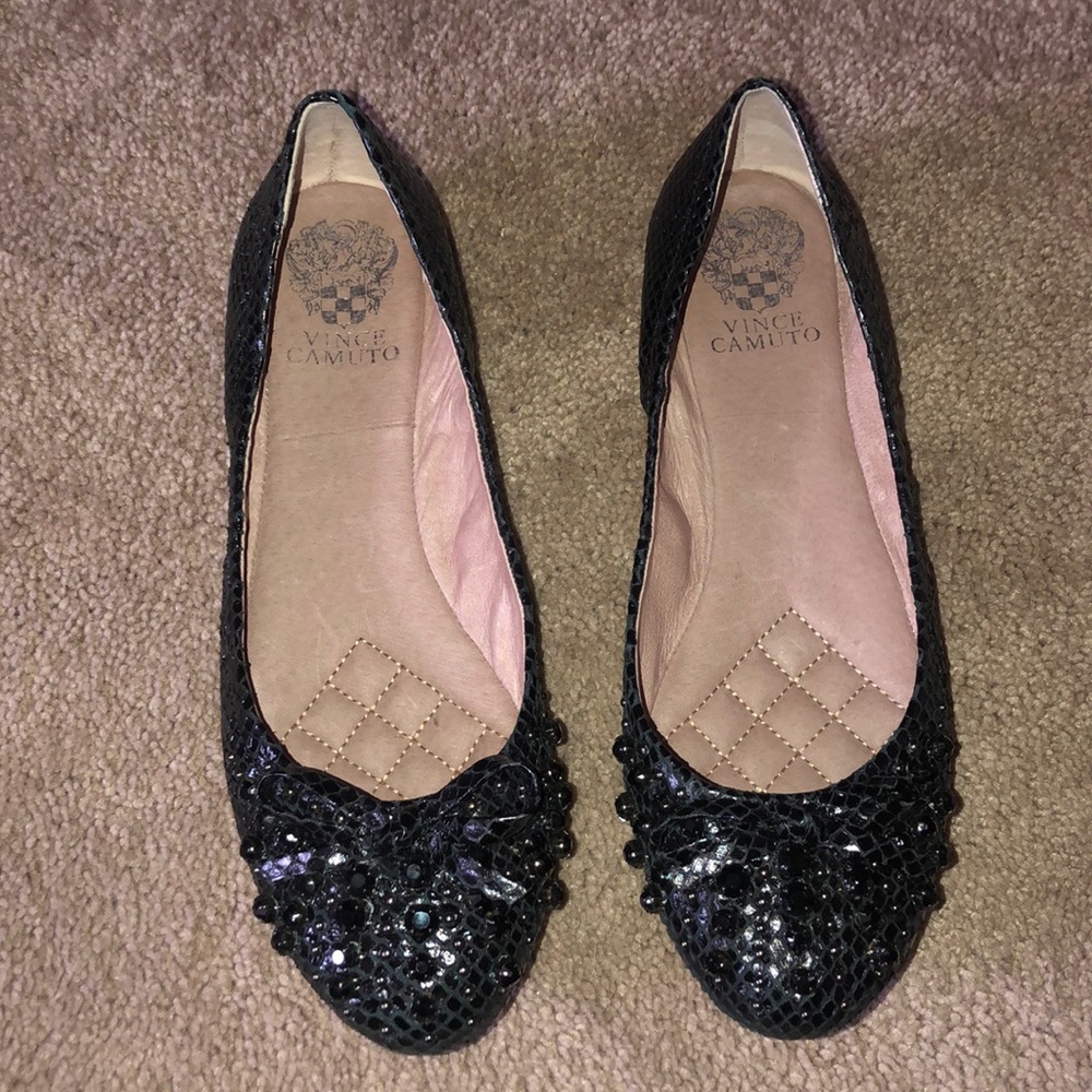 Vince Camuto Friso Flats